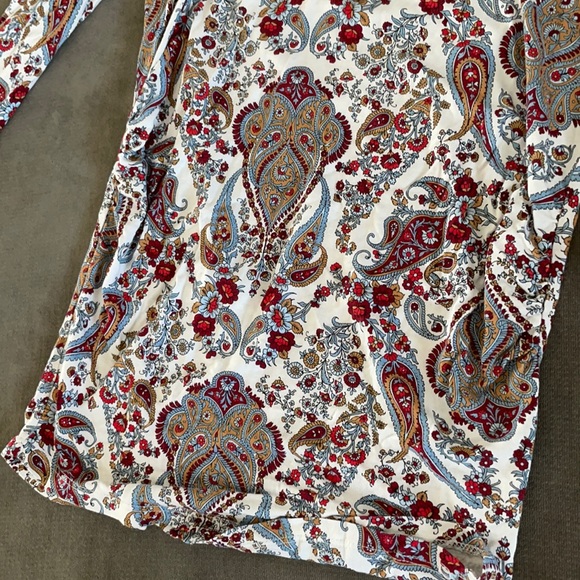 H&M Maternity Top- size XS - Picture 3 of 3